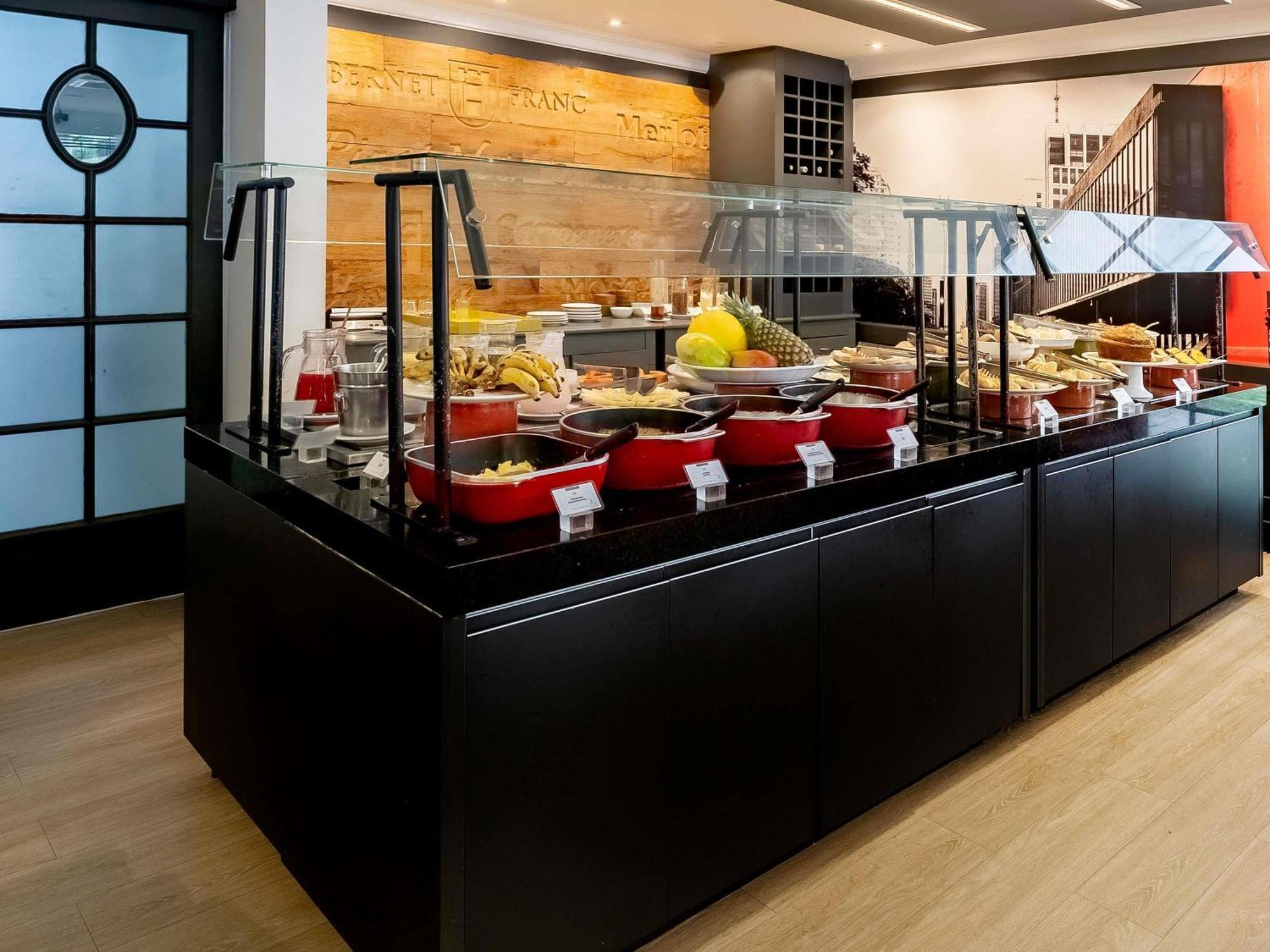 Mercure Sao Paulo Alamedas Екстер'єр фото